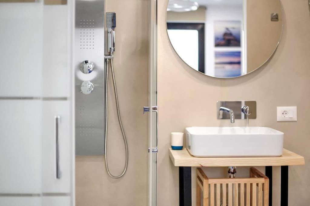 Apartment Studio In Torres Del Sol Griffin Near The Beach *