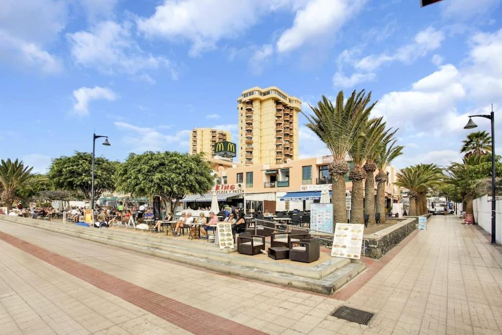 Studio In Torres Del Sol Griffin Near The Beach Apartment *